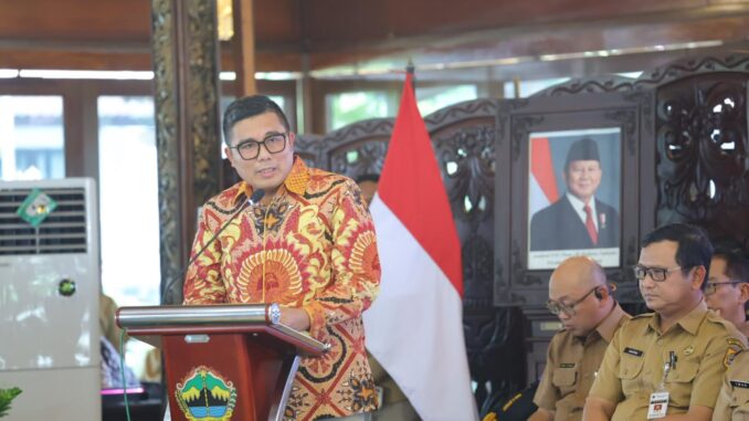 Waka DPRD Jateng Mohammad Saleh dukung pengembangan wisata aglomerasi Jawa Tengah untuk dongkrak ekonomi daerah, UMKM, dan sektor pariwisata terintegrasi. Waka DPRD Jateng Mohammad Saleh dukung pengembangan wisata aglomerasi Jawa Tengah untuk dongkrak ekonomi daerah, UMKM, dan sektor pariwisata terintegrasi.