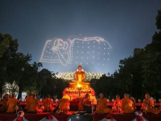 Ribuan lampion Waisak 2026 di Candi Borobudur terangi langit Magelang, dorong pariwisata dan ekonomi lokal, serta perkuat pesan perdamaian.