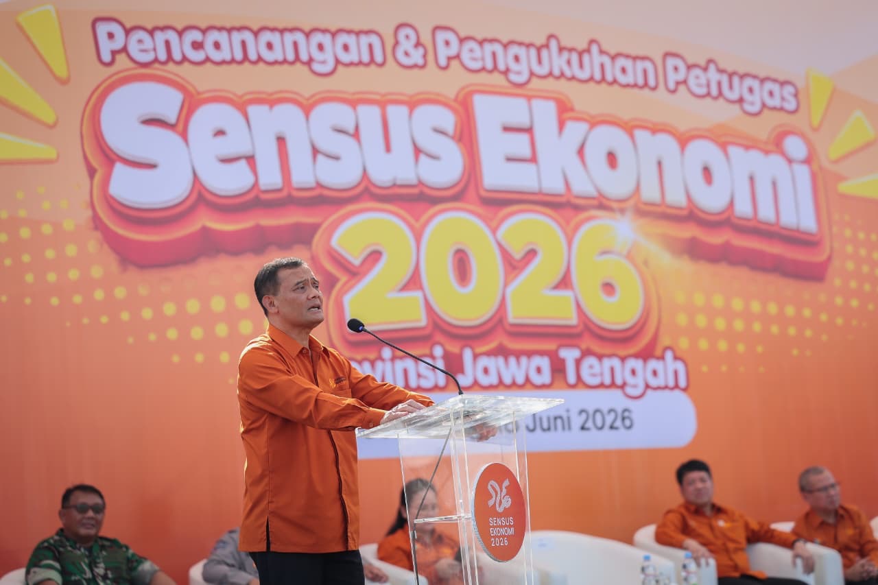Sensus Ekonomi 2026 Jateng resmi dicanangkan di Semarang. Gubernur Ahmad Luthfi minta masyarakat terbuka demi data akurat untuk pembangunan daerah.