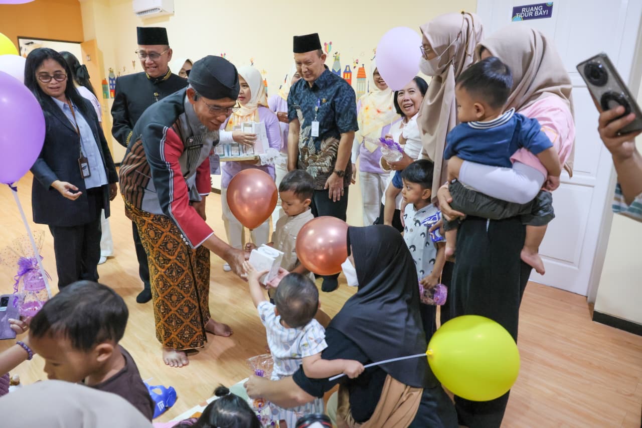 Daycare Dharma Jateng resmi diluncurkan di Semarang, hadir dengan fasilitas lengkap dan biaya terjangkau untuk mendukung tumbuh kembang anak.