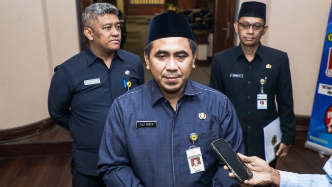 Wakil Gubernur Jawa Tengah Taj Yasin siap mengawal aspirasi mahasiswa Jateng dan menjaga kondusivitas daerah di tengah tren investasi positif 2026.