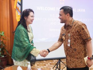 Gubernur Jawa Tengah dan Presiden International Zheng He Society membahas kerja sama budaya dan investasi di Semarang.