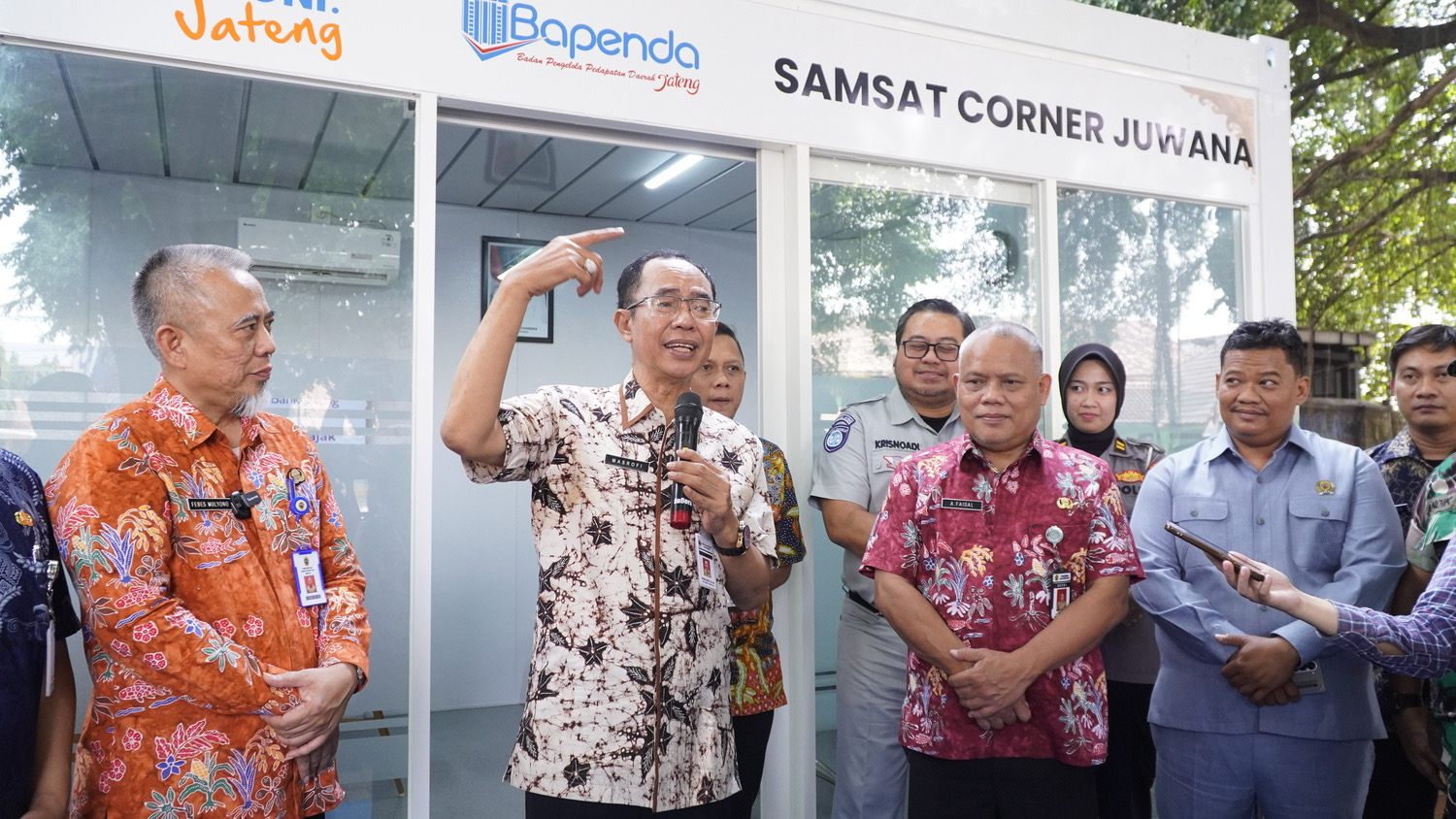 Samsat Corner Juwana dan Samkeldes hadir mempermudah layanan pajak kendaraan di Pati dengan akses lebih dekat dan cepat.
