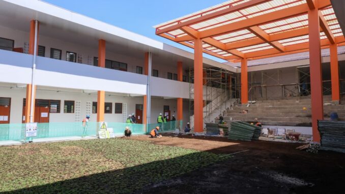 Gedung Sekolah Rakyat Sukoharjo dengan fasilitas lengkap siap menyambut siswa baru.