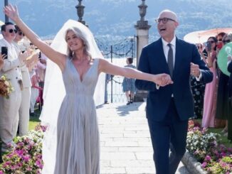 Kisah cinta aplikasi kencan Paulina Porizkova berakhir di pelaminan setelah bertemu Jeff Greenstein lewat Raya.