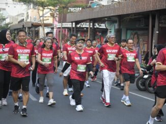 Wali Kota Semarang Agustina Wilujeng menghadiri Soekarno Run 2026 di Solo untuk memperkuat sinergi sport tourism, promosi wisata, dan UMKM antardaerah di Jawa Tengah.