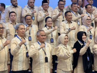 Wali Kota Agustina bersama Wamendagri Bima Arya saat Semarang dinobatkan sebagai kota Transformer.
