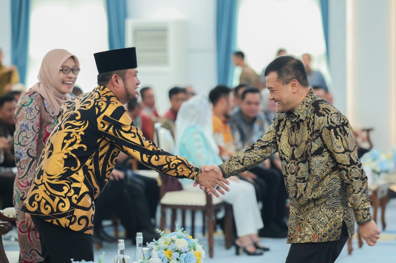 Kerja sama Jateng-Kaltim menyimpan potensi ekonomi Rp20,2 triliun lintas sektor, dari pangan hingga dukungan proyek IKN.