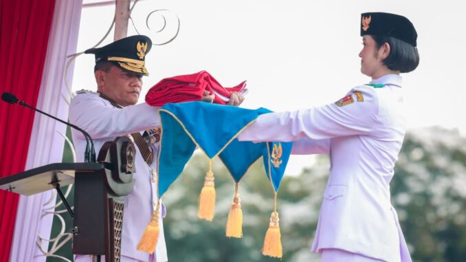Peringati HUT ke-81 RI, Gubernur Jateng Ahmad Luthfi tegaskan makna kemerdekaan harus diwujudkan lewat kesejahteraan rakyat dan peningkatan layanan dasar. Peringati HUT ke-81 RI, Gubernur Jateng Ahmad Luthfi tegaskan makna kemerdekaan harus diwujudkan lewat kesejahteraan rakyat dan peningkatan layanan dasar.