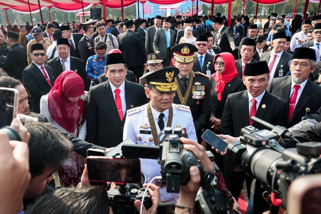Peringati HUT ke-81 RI, Gubernur Jateng Ahmad Luthfi tegaskan makna kemerdekaan harus diwujudkan lewat kesejahteraan rakyat dan peningkatan layanan dasar.