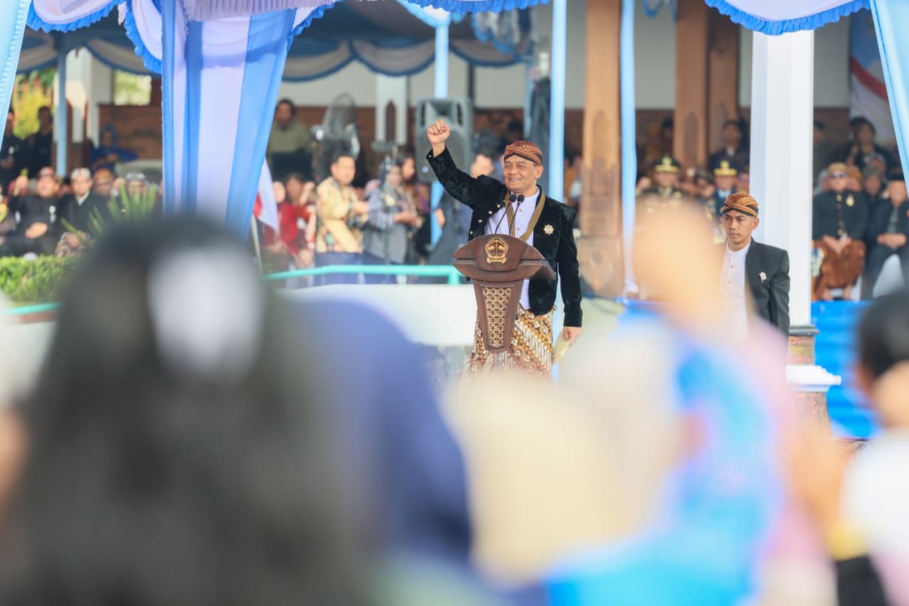 Peringatan Hari Jadi ke-81 Jawa Tengah di Boyolali menyoroti berbagai harapan masyarakat serta capaian di sektor ekonomi, pendidikan, dan pangan.