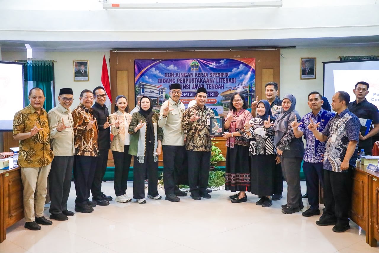 Pemprov Jateng dorong peningkatan literasi warga melalui optimalisasi Bunda PAUD dan inovasi perpustakaan modern sesuai kebutuhan generasi muda.