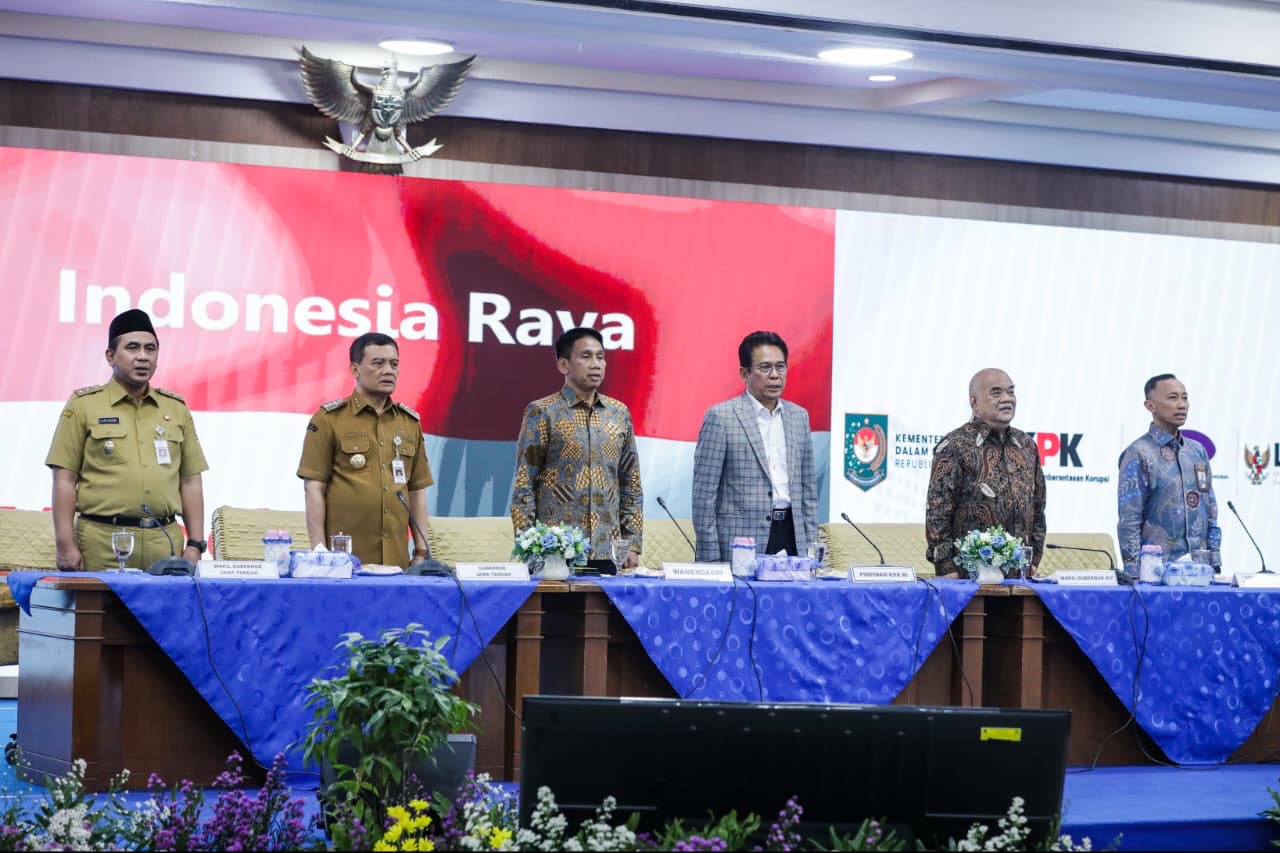 Gubernur Jateng Ahmad Luthfi menegaskan pentingnya integritas dan kolaborasi antarlembaga untuk mewujudkan tata kelola pemerintahan yang bersih serta bebas korupsi.