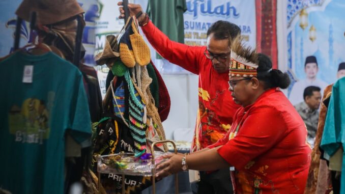 Pameran Serambi Nusantara MTQ Nasional XXXI 2026 di Semarang catat transaksi Rp500 juta per hari. UMKM dari berbagai daerah panen omzet.