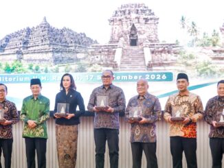 Candi Borobudur, Prambanan, Mendut, dan Pawon resmi difungsikan sebagai tempat ibadah. Taj Yasin sebut langkah ini berpotensi tingkatkan wisata religi dan ekonomi UMKM.