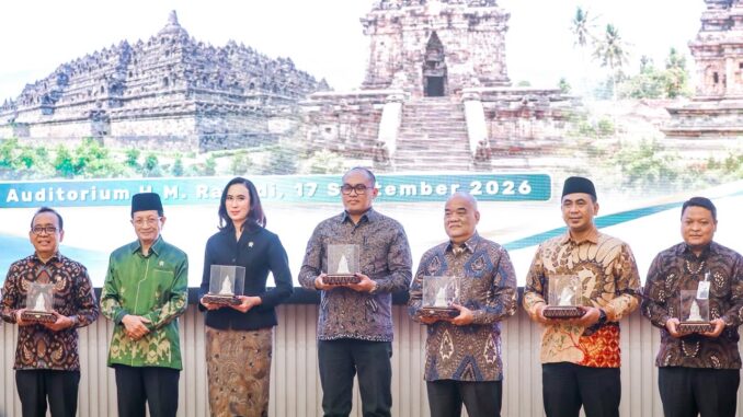 Candi Borobudur, Prambanan, Mendut, dan Pawon resmi difungsikan sebagai tempat ibadah. Taj Yasin sebut langkah ini berpotensi tingkatkan wisata religi dan ekonomi UMKM.