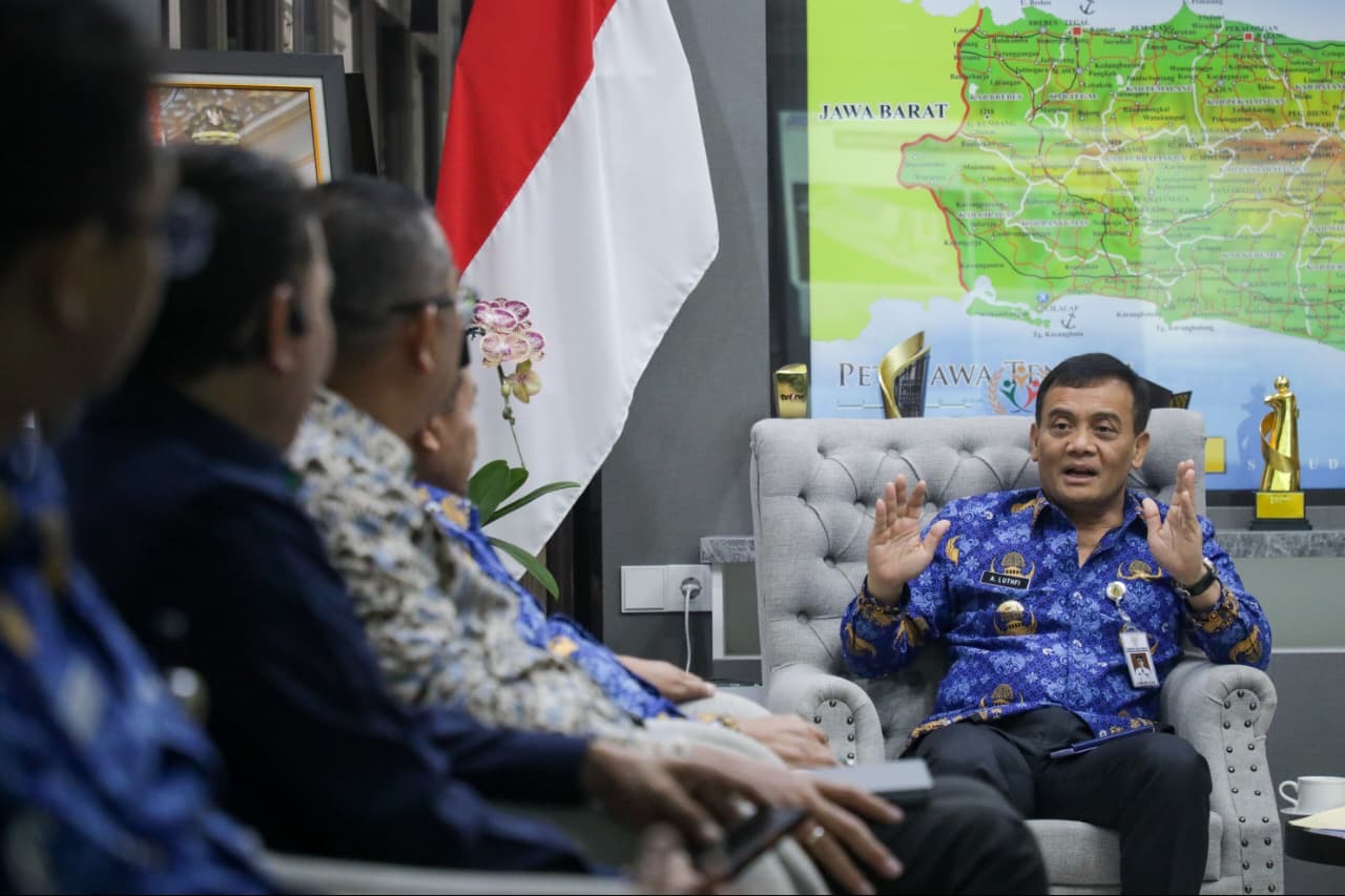 Gubernur Jateng Ahmad Luthfi minta pembenahan PRPP dan Grand Maerokoco jadi prioritas utama. Bupati dan wali kota siap dilibatkan.