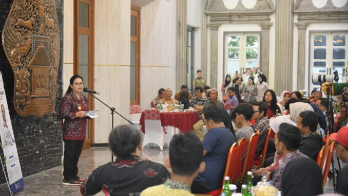 Wali Kota Semarang Agustina Wilujeng menyampaikan permohonan maaf terkait pengalihan arus lalu lintas saat Pembukaan MTQ Nasional XXXI 2026 di Simpang Lima Wali Kota Semarang Agustina Wilujeng menyampaikan permohonan maaf terkait pengalihan arus lalu lintas saat Pembukaan MTQ Nasional XXXI 2026 di Simpang Lima