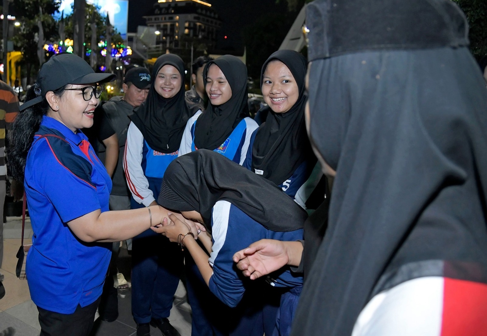 Wali Kota Semarang Agustina Wilujeng mengajak kafilah MTQ Nasional XXXI 2026 jelajahi destinasi wisata Kota Semarang melalui program City Tour.