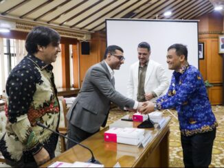 Pembangunan mini refinery Rp5 triliun di Jepara resmi berlanjut. Investor asal Dubai memuji gerak cepat Gubernur Jateng Ahmad Luthfi.