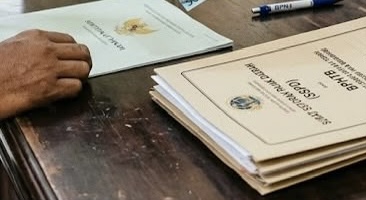 Ilustrasi, Realisasi BPHTB Kabupaten Sleman hingga Agustus 2026 baru mencapai Rp182,92 miliar atau 45,73% dari target. DPRD dan BPN dorong peningkatan penerimaan.