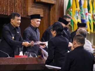 Gubernur Jateng Ahmad Luthfi beberkan fokus Raperda Perubahan APBD 2026 untuk genjot infrastruktur, ketahanan pangan, dan kesejahteraan warga Jawa Tengah.