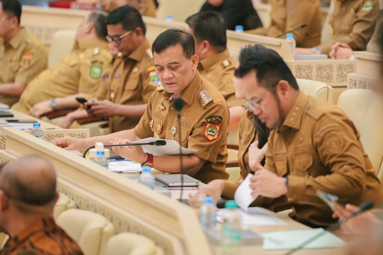 Ahmad Luthfi perketat perlindungan Lahan Sawah Dilindungi (LSD) di Jateng demi jaga ketahanan pangan nasional dan dorong percepatan sertifikasi LP2B.