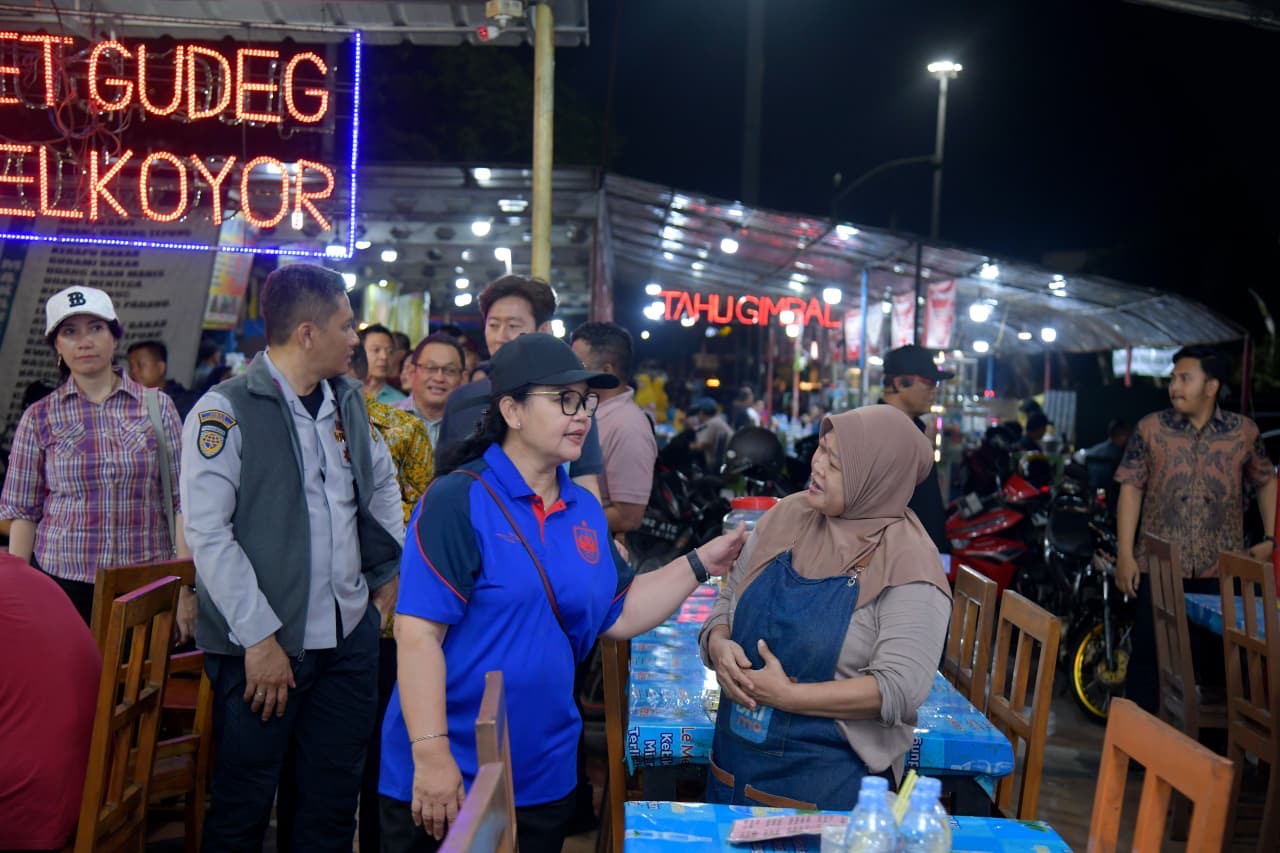 Wali Kota Semarang Agustina Wilujeng memastikan fasilitas Simpang Lima seperti tempat wudu, toilet, dan air minum siap untuk pembukaan MTQ Nasional XXXI.