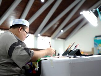 Peserta cabang kaligrafi MTQ XXXI 2026 di Semarang mengapresiasi venue lomba di Undip yang nyaman serta pelayanan panitia lokal yang ramah.