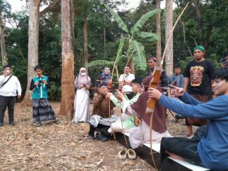 Kafilah MTQ Nasional XXXI diajak refreshing ke Desa Wisata Kandri dan Goa Kreo Semarang.
