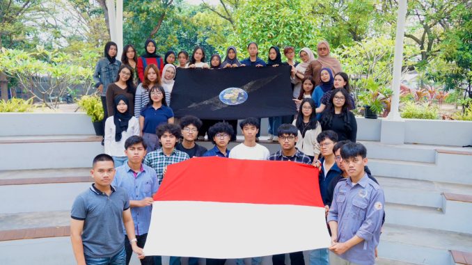 Serat rami Wonosobo mencuri perhatian di WFE 2026 New York lewat Bendera Merah Putih dan Planet Earth Flag.