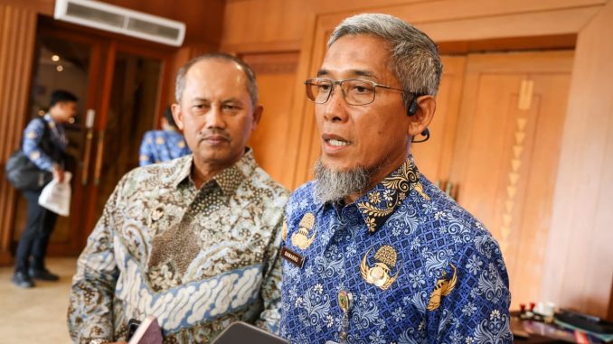 Pemprov Jateng pastikan sanksi tegas bagi ASN terlibat judi online. Gandeng BKN hingga PPATK, begini langkah serius pemerintah berantas judol!