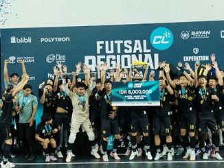 Tim futsal putra dan putri UNY sukses mengawinkan gelar juara Campus League Futsal Regional Yogyakarta 2026. Simak hasil lengkap dan evaluasi pelatih di sini!