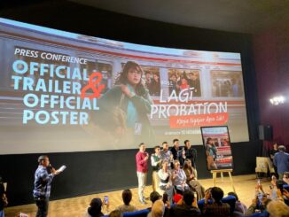 Intip trailer dan poster film Lagi Probation: Kerja Ngejar Apa Sih? yang dibintangi Aurora Ribero. Simak sinopsis, jajaran pemain, dan tanggal tayang bioskop di sini.