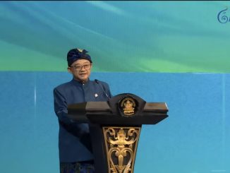 Kemendikdasmen kaji opsi siswa tak otomatis naik kelas mulai tahun ajaran 2027. Mendikdasmen Abdul Mu'ti soroti fenomena 'rumus RMS' (rajin malas sama saja) dan pentingnya membangun karakter serta ketangguhan belajar.
