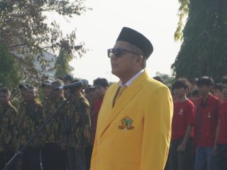 Mengawali rangkaian peringatan Hari Ulang Tahun (HUT) ke-62 Partai Golkar, Ketua DPD Partai Golkar Jawa Tengah, Dr. Mohammad Saleh, S.T., S.H., M.En., memimpin langsung upacara khidmat di Taman Makam Pahlawan (TMP) Giri Tunggal, Semarang, pada Selasa pagi (20/10/2026).
