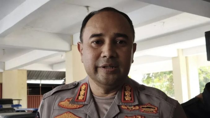Kondisi Malioboro kembali kondusif! Polda DIY resmi memulangkan 32 demonstran pascademo di gedung DPRD Jogja. Baca selengkapnya di sini. Kondisi Malioboro kembali kondusif! Polda DIY resmi memulangkan 32 demonstran pascademo di gedung DPRD Jogja. Baca selengkapnya di sini.