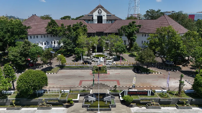 Undip berhasil meloloskan 24 tim PKM ke PIMNAS 39 tahun 2026. Menjadi kontingen terbesar ke-3 nasional, Undip siap bertanding sekaligus menjadi tuan rumah.
