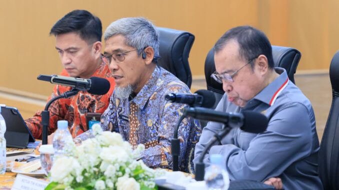 Sekda Jateng Sumarno menyebut penerapan sistem rujukan berbasis kompetensi butuh masa transisi dan kesiapan RS demi pelayanan kesehatan yang efisien.