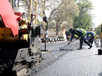 Pemprov Jateng perbaiki Jalan Sukowati Sragen sepanjang 2,1 km. Warga dan pengguna jalan kini merasa lebih aman dan nyaman saat berkendara.