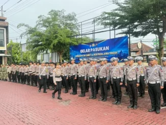 Polres Banjarnegara menggelar Operasi Patuh Candi 2026 selama 14 hari. Cek 15 jenis pelanggaran lalu lintas yang disasar dan imbauan Kapolres di sini.